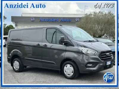 Usata Ford Transit Custom Trend 131 CV (96 kW) 2020 Grigio metallizzato Berlina