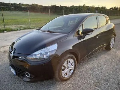 Usata Renault Clio IV Life 75 CV (55 kW) 2016 Other Berlina
