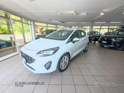 Usata Ford Fiesta Titanium 75 CV (55 kW) 2023 Bianco Utilitaria