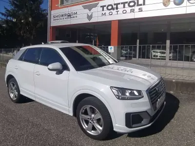 Usata Audi Q2 Sport 116 CV (85 kW) 2017 Bianco ghiaccio met SUV