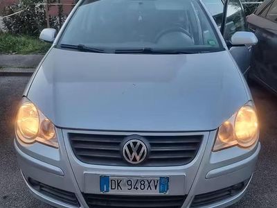 Usata VW Polo Comfortline 70 CV (51 kW) 2007 Grigio Utilitaria