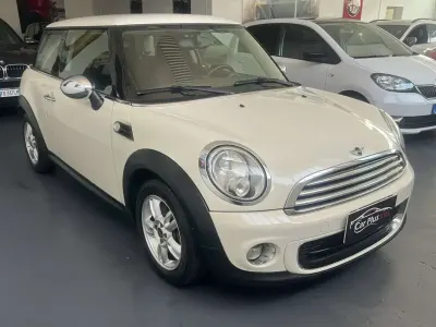 Usata Mini ONE 75 CV (55 kW) 2011 Bianco Utilitaria