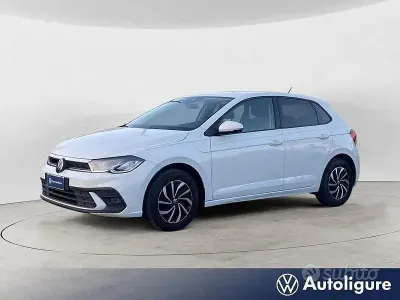 Usata VW Polo Life 95 CV (69 kW) 2023 Bianco Utilitaria