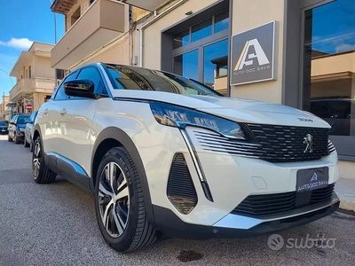 Usata Peugeot 3008 Allure 131 CV (96 kW) 2022 Bianco SUV