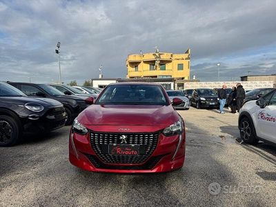 Usata Peugeot 208 Allure 101 CV (74 kW) 2020 Rosso Utilitaria