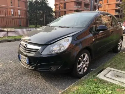 Usata Opel Corsa Enjoy 90 CV (66 kW) 2007 Utilitaria