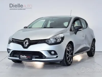 Usata Renault Clio IV Life 75 CV (55 kW) 2018 Grigio Utilitaria