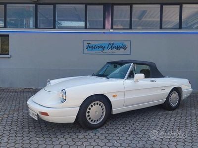Usata Alfa Romeo Spider 126 CV (92 kW) 1991 Bianco Cabrio