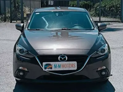 Usata Mazda 3 Evolve 101 CV (74 kW) 2015 Grigio Berlina