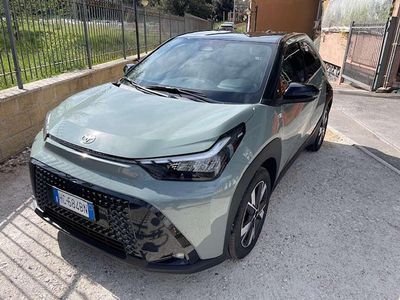 Nuova Toyota Aygo X 92 CV (67 kW) 2026 Tarragon green SUV