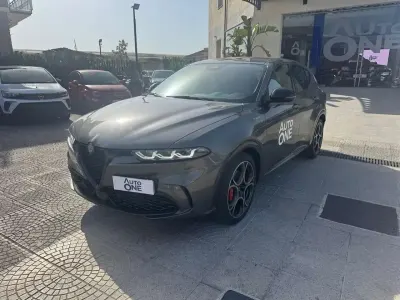 Usata Alfa Romeo Tonale Edizione Speciale 160 CV (117 kW) 2023 Grigio SUV