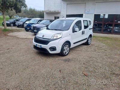 Usata Fiat Qubo Lounge 77 CV (56 kW) 2018 Bianco Monovolume
