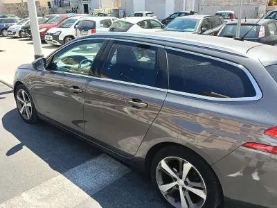 Usata Peugeot 308 SW Allure 120 CV (88 kW) 2016 Station wagon