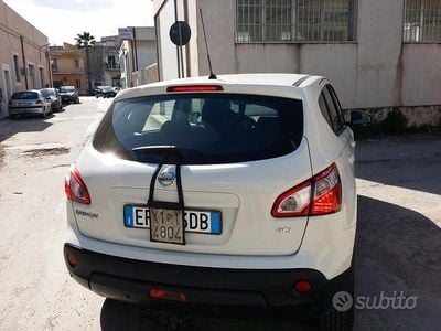 Usata Nissan Qashqai 131 CV (96 kW) 2013 Bianco SUV
