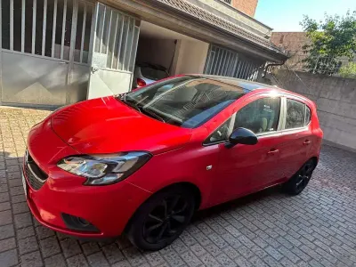 Usata Opel Corsa 90 CV (66 kW) 2017 Rosso Utilitaria