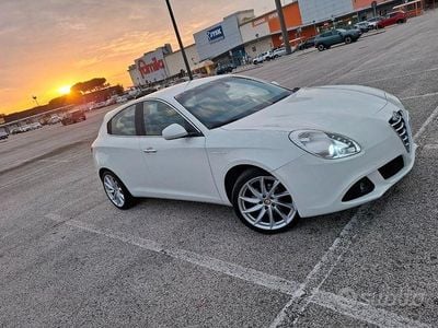 Usata Alfa Romeo Giulietta 170 CV (125 kW) 2010 Bianco Utilitaria