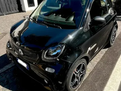 Usata Smart ForTwo Coupé Passion 90 CV (66 kW) 2019 Nero Coupé