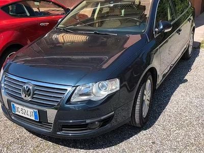 Usata VW Passat 140 CV (102 kW) 2007 Blu Station wagon