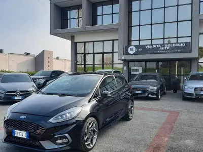 Second-hand Ford Fiesta ST200 200 CP (147 kW) 2018 Negru Hatchback