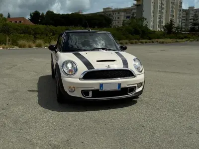 Usata Mini Cooper SD Cabriolet 143 CV (105 kW) 2013 Bianco Cabrio