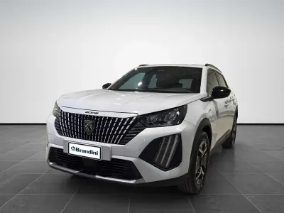 Usata Peugeot 2008 Allure 101 CV (74 kW) 2025 Bianco SUV