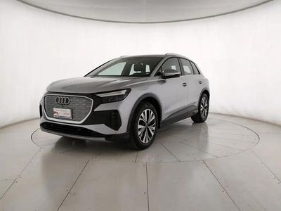 Usata Audi Q4 e-tron Advanced Plus 150 kW (204 CV) 2022 Argento floret metallizzato SUV