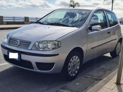 Usata Fiat Punto Classica 60 CV (44 kW) 2007 Grigio Utilitaria