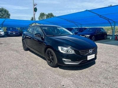 Nero Usata 2015 Volvo S60 Momentum Berlina | 9400 €