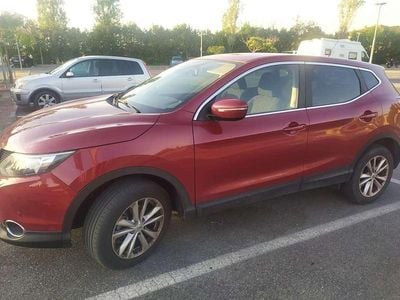Usata Nissan Qashqai Acenta 115 CV (84 kW) 2014 Rosso SUV