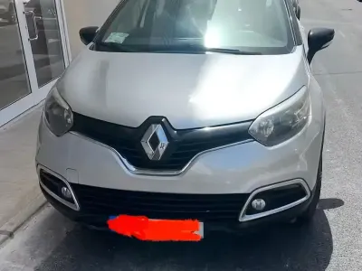 Usata Renault Captur 2016 Grigio SUV