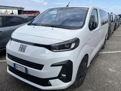 Usata Fiat Ulysse 131 kW (179 CV) 2025 Bianco / pastello Monovolume