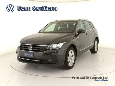 Usata VW Tiguan Life 150 CV (110 kW) 2021 Grigio SUV