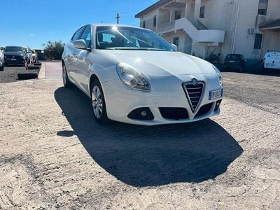 Gebraucht Alfa Romeo Giulietta 120 PS (88 kW) 2012 Weiß Kleinwagen