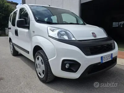 Usata Fiat Qubo Easy 77 CV (56 kW) 2018 Bianco Monovolume
