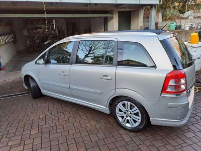 usata Opel Zafira ZafiraII 2005 1.8 Cosmo 140cv