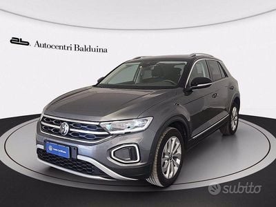 Usata VW T-Roc Style 150 CV (110 kW) 2022 Grigio SUV