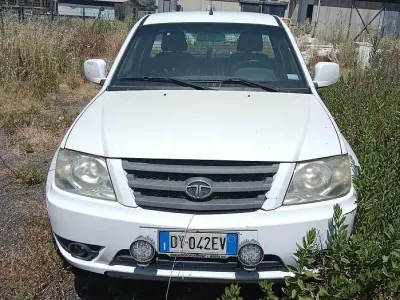 Usata Tata Xenon