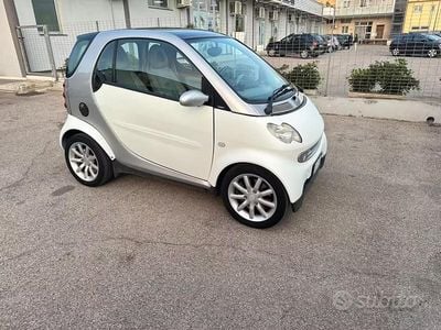 Begagnad Smart ForTwo Coupé Passion 40 HK (29 kW) 2005 Vit Sportkupé