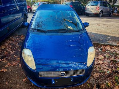 Usata Fiat Grande Punto 2005 Blu Utilitaria