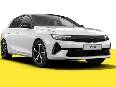 Usata Opel Astra 136 CV (100 kW) 2024 Arktis white Berlina
