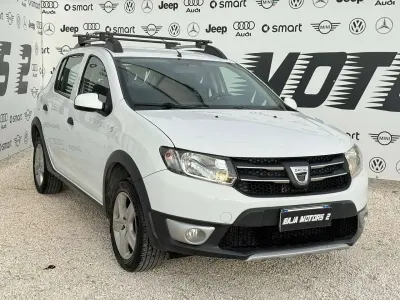 Usata Dacia Sandero Stepway 90 CV (66 kW) 2016 Bianco Berlina