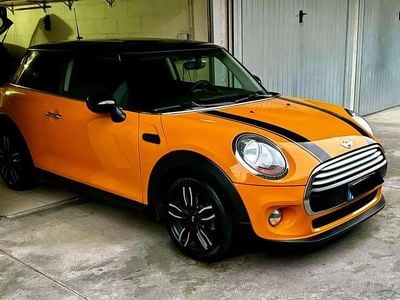 Begagnad Mini Cooper 136 HK (100 kW) 2014 Orange Halvkombi