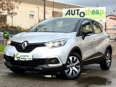 Usata Renault Captur Business 90 CV (66 kW) 2019 Argento SUV