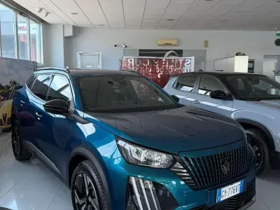 Brugt Peugeot 2008 Allure 101 HK (74 kW) 2025 Blå SUV