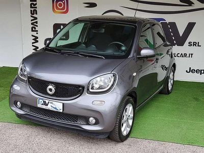 Usata Smart ForFour Passion 90 CV (66 kW) 2019 Grigio Utilitaria