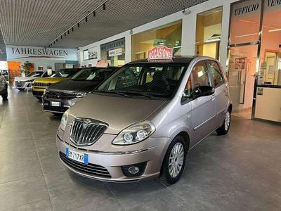 Usata Lancia Musa Gold 95 CV (69 kW) 2012 Grigio Monovolume