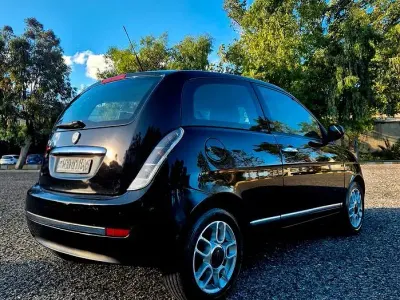 Usata Lancia Ypsilon 69 CV (50 kW) 2010 Nero Utilitaria