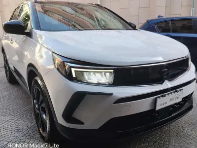 Usata Opel Grandland X GS Line 131 CV (96 kW) 2022 Other SUV