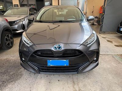 Usata Toyota Yaris Trend 92 CV (67 kW) 2022 Grigio Utilitaria