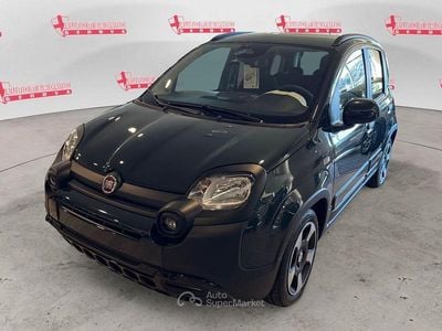 Nuova Fiat Panda Cross Cross 69 CV (50 kW) 2025 Nero Utilitaria